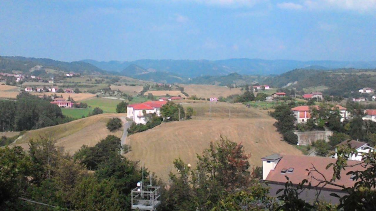 Ca Da Nonna Bed & Breakfast Pareto Exterior photo